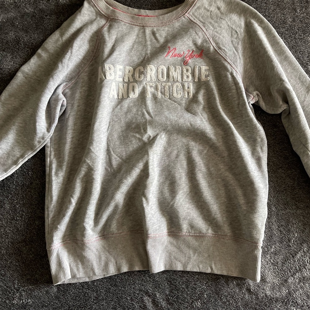 Abercrombie and fitch New York, grey sweater